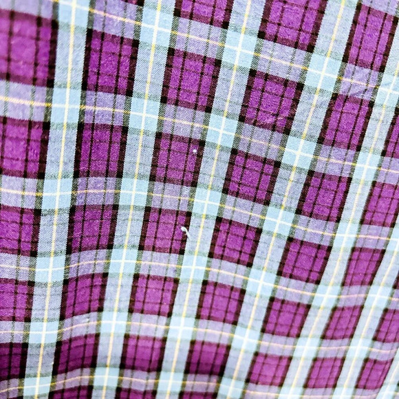 CHAPS – Blue & purple plaid button-down shirt • - Picture 7 of 9